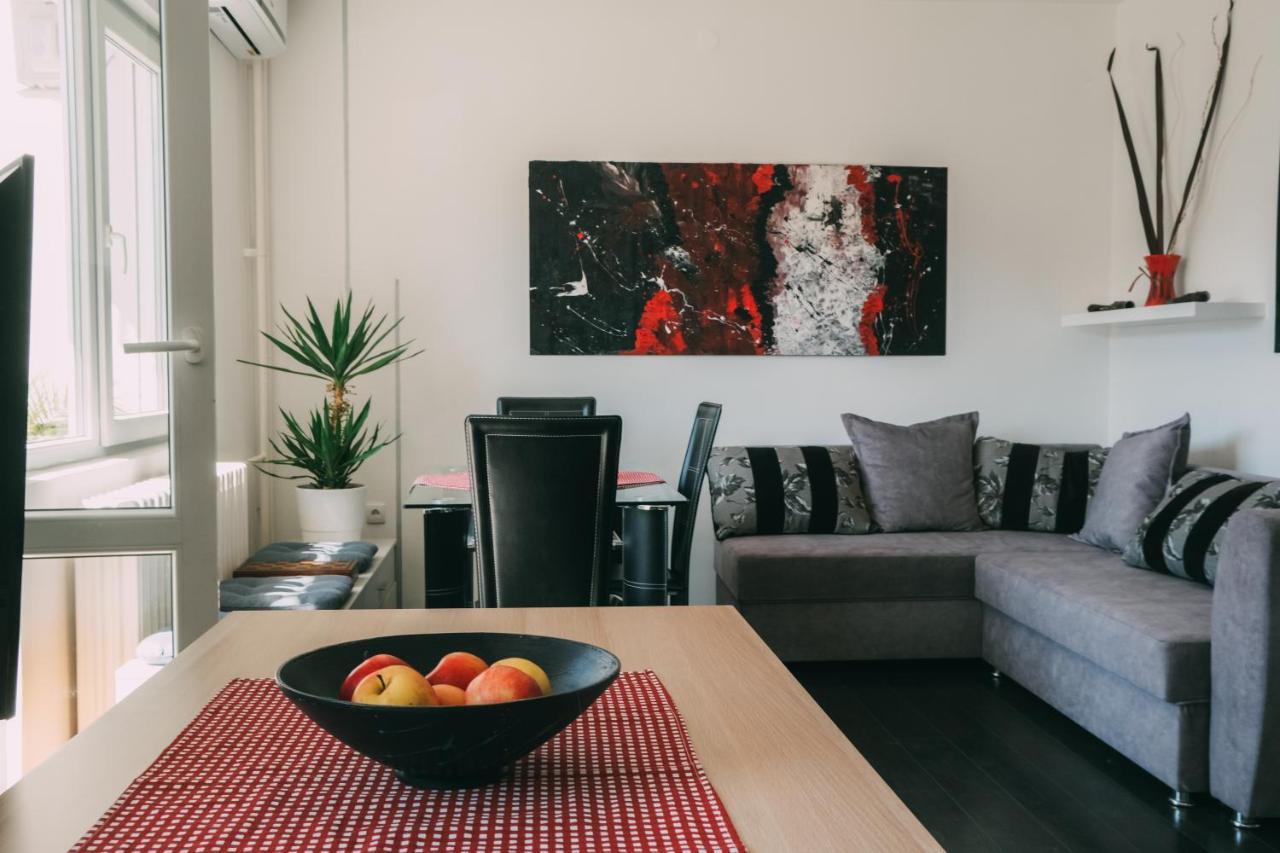 Smart Hostel Belgrade Extérieur photo